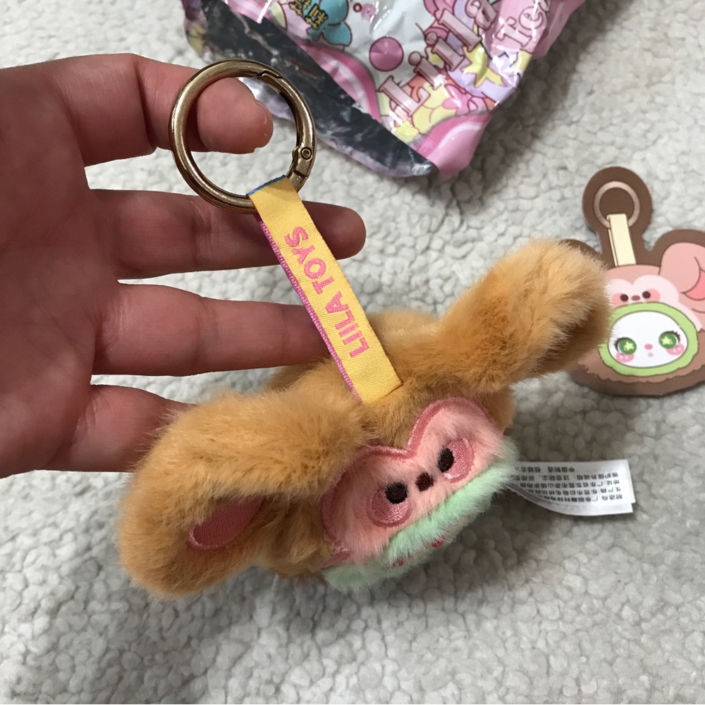Liila’s Garden Tea Party Mini Plush Pendant Blind Box Toy - Kiwi Monkey 🚨 - Picture 10 of 16